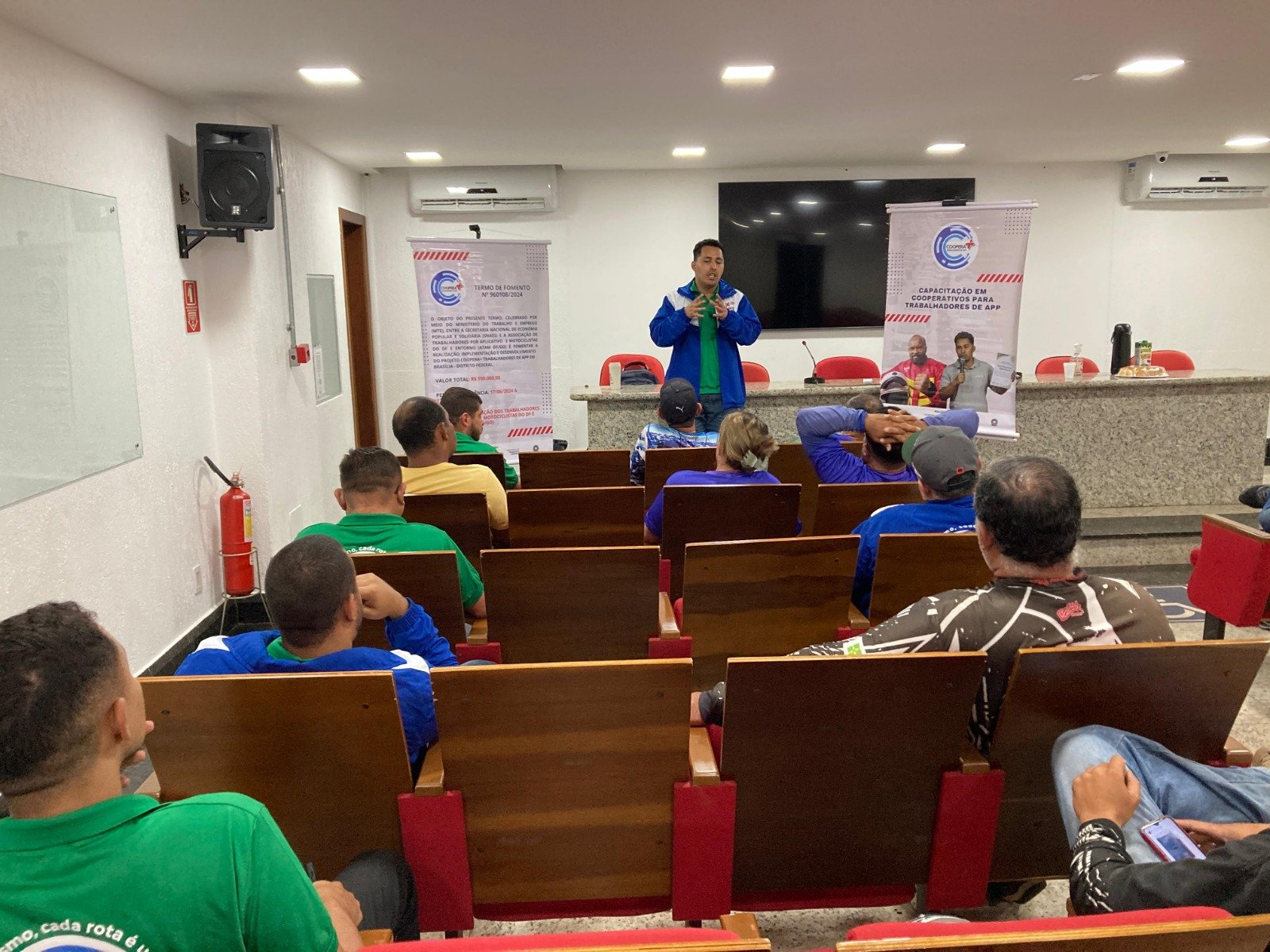 Grupo reunido Coopera+